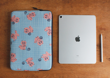 Load image into Gallery viewer, Laptop/iPad Pouch Meow Meow - whoami
