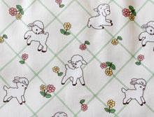 Load image into Gallery viewer, String Pouch - Vintage Lamb (S/M)
