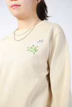 Load image into Gallery viewer, 1537 Flower Aurore Sweater Beige
