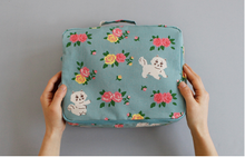 Load image into Gallery viewer, Travel Multi Pouch Kitty And Roses - whoami
