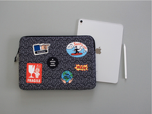 Load image into Gallery viewer, Laptop/iPad Pouch Tabom Camo - whoami
