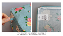 Load image into Gallery viewer, Travel Multi Pouch Kitty And Roses - whoami

