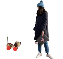 Load image into Gallery viewer, Knit Pompom Clutch Bag ver.2  Aurore And Jean Paul - whoami
