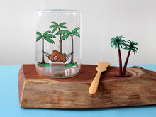 Load image into Gallery viewer, HR GLASS CUP - Teddy’s Vacation
